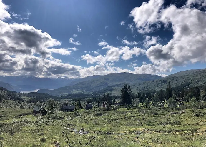 Ferienhaus Charming With Jacuzzi And Patio *