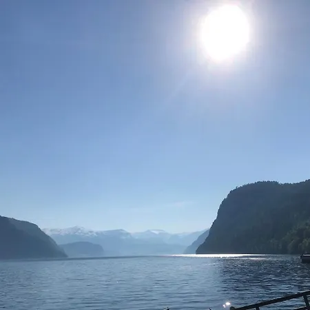 Charming With Jacuzzi And Patio 史特林